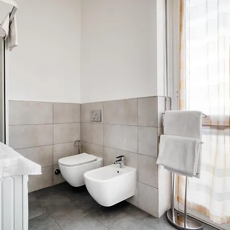 Hostmate - - Lunigiana - Stazione