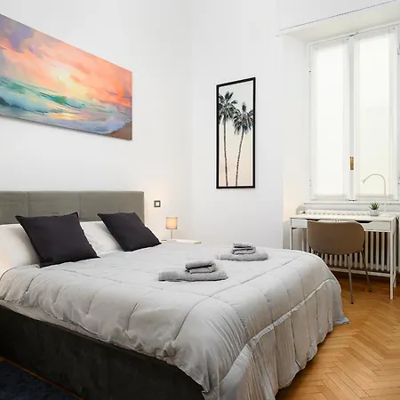 Duomo Wonderful For 6 Milán