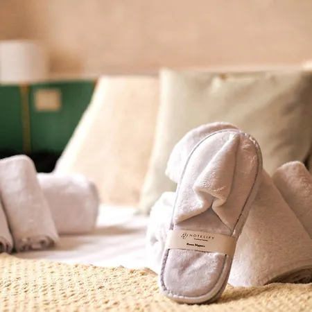 Elegant Three In Porta Romana By Mastery Milano