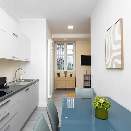 Appartamento Living Bande Nere