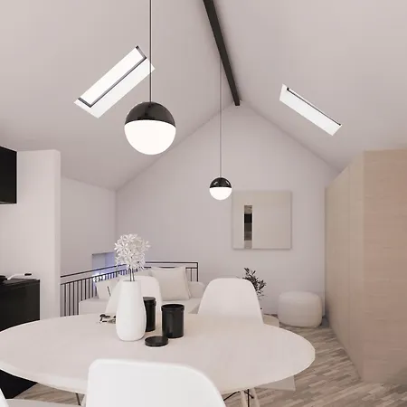 La - Restyling In Corso 2026 Милан