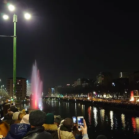 Iron Bridge Navigli Location M2 아파트 밀라노