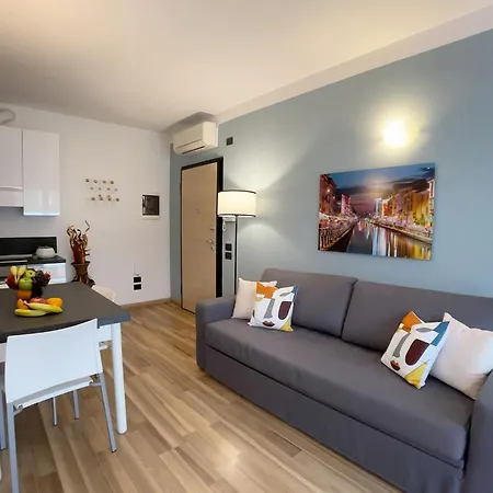 Daire Palazzo Candiani - Stylish Steps From Polimi Bovisa Campus By Rentopolis *