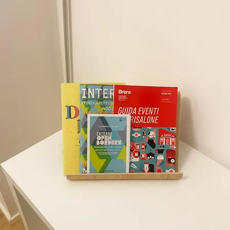 Stylish - M4 Frattini, 15 Mins To Duomo Appartamento *