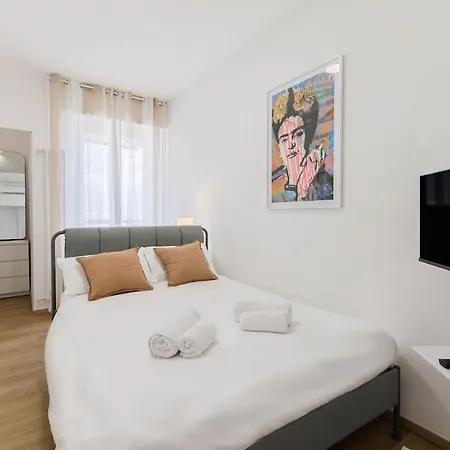 Wonderful In Design District - 2 Bedroom