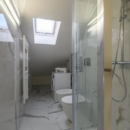 Novara, 6 - Attic With Style * Милан