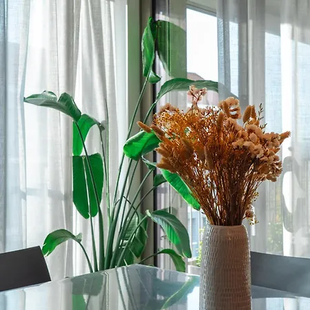 Crespi Terrace, Private Parking, A Few Steps From The Metro Appartamento *