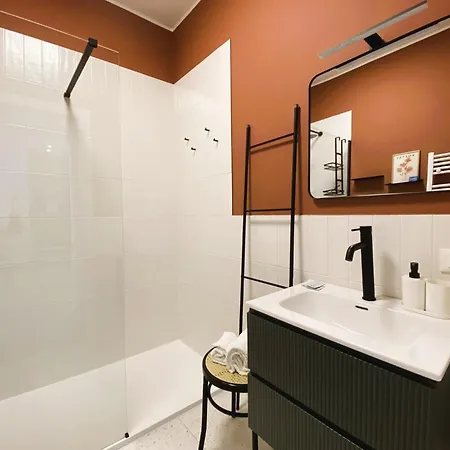 Intero Zona Prada, Metropolitana M3 Brenta Milaan