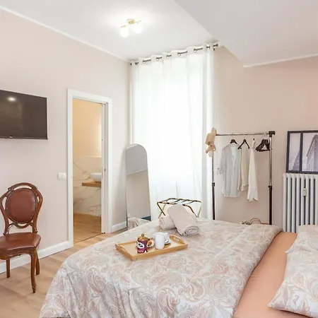 Apartment Luxury Quiet Above Subway Milan