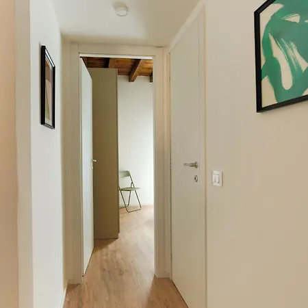公寓 The Rent - Cozy One-bedroom In The Paolo Sarpi Area 米兰