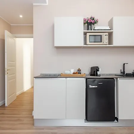 Luxury Quiet Above Subway Milan