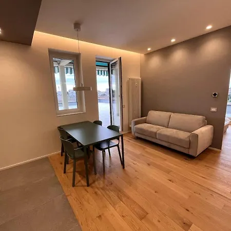 公寓 Stunning Penthouse Duomo Experience