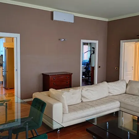 Casa Ferretti - Corso Garibaldi ميلان