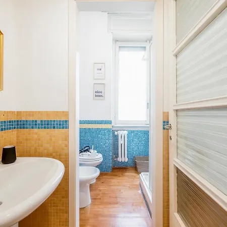 Apartamento The Boutique - Spacious With Balcony - M3 Repubblica 2 Stops To Montenapoleone Duomo , 1 Stop To Station - Center *