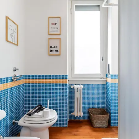 The Boutique - Spacious With Balcony - M3 Repubblica 2 Stops To Montenapoleone Duomo , 1 Stop To Station - Center * Milán