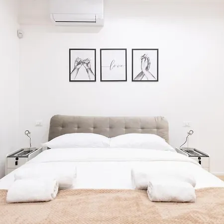 Easylife - - Lamarmora 1 - Porta Romana