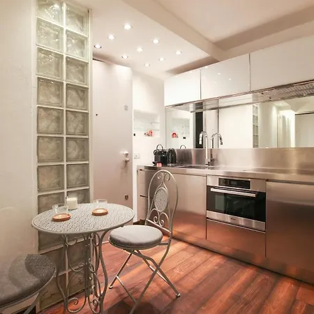 Hacca Collection - Charming In Corso Magenta ميلان