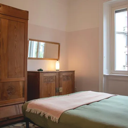 Spacious, Bright Flat With 2 1 Double Bedrooms Appartement *