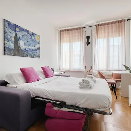 Just Urban Stays - Bilocale Moderno A Pochi Minuti Dal Duomo