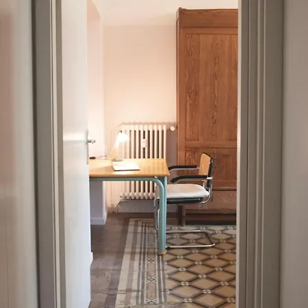 Spacious, Bright Flat With 2 1 Double Bedrooms Lejlighed