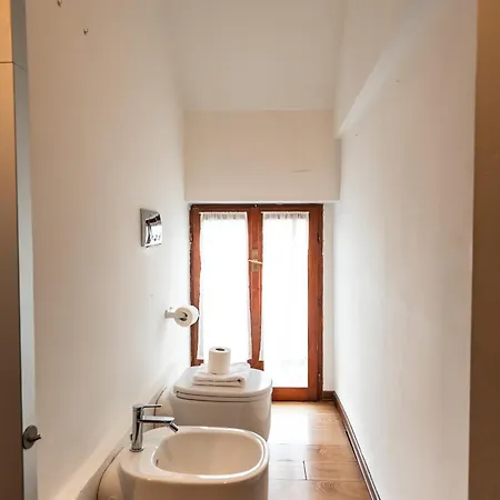 Apartmán In Sarpi Vicino Metro M5
