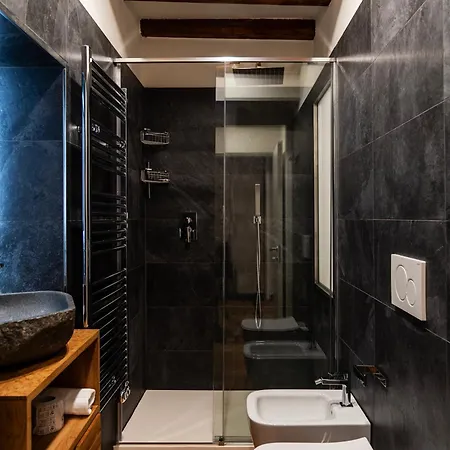 Apartamento Youhosty - Bezzecca 1 Milán