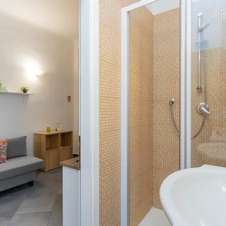 Apartament I-host - De Sanctis 52 *