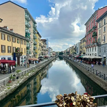 Navigli Retreat True Vibes ميلان