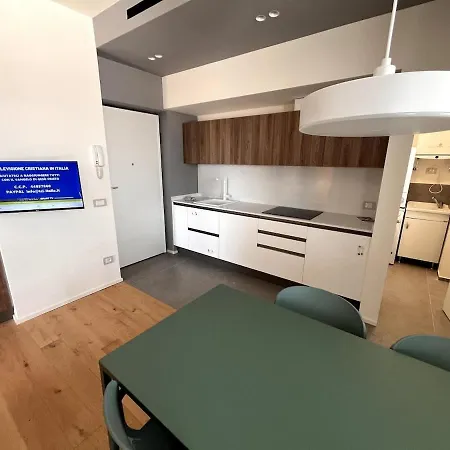 Stunning Penthouse Duomo Experience Milão