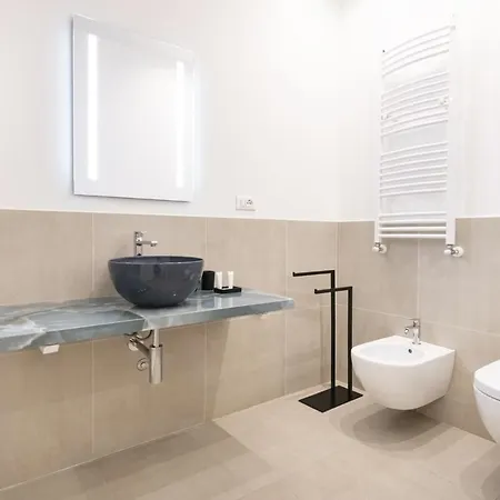 Easylife - - Lamarmora 1 - Porta Romana Mailand