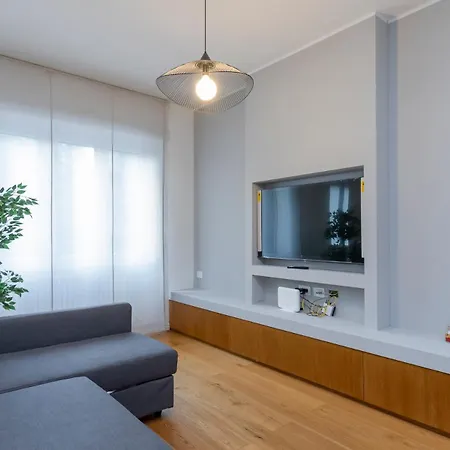 I-host - Bronzino 7 Daire Milano