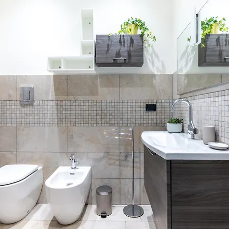 Apartament A 300m Dalla Metro Nel Cuore Di Con Wifi