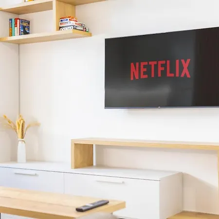 דירה Luna Apartment, Luxurious 1bdr In The Center, Wifi