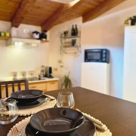 Апартаменты Mch P Romana 4 Stops From Duomo Quiet With Private Small Balcony *