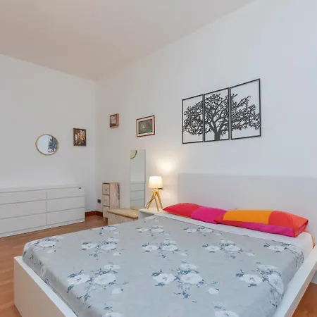 I-host - Copernico Apartment