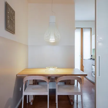 Luca Darsena Viale Papiniano *