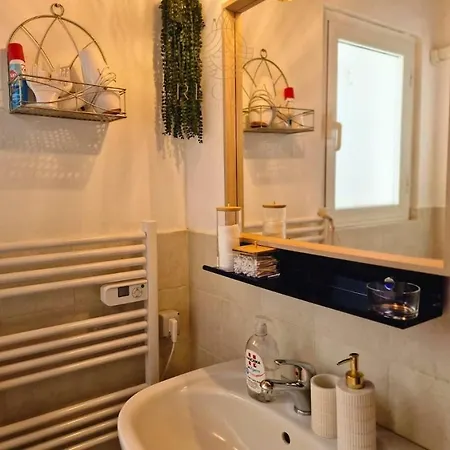 Апартаменты Mch P Romana 4 Stops From Duomo Quiet With Private Small Balcony Милан