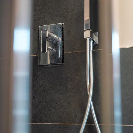 Crespi Terrace, Private Parking, A Few Steps From The Metro Милан