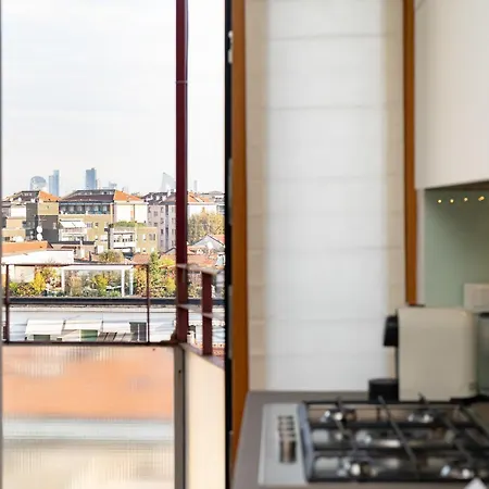 Luca Darsena Viale Papiniano *