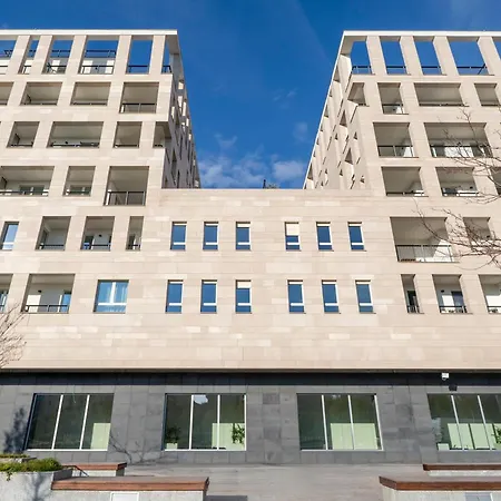 Elegant And Modern In Appartamento