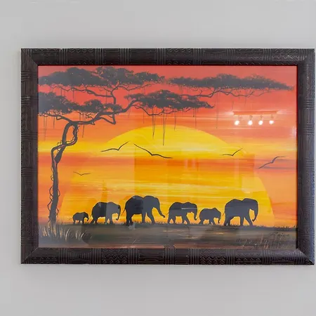 Elegant And Modern In Milán