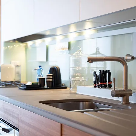 Luca Darsena Viale Papiniano * 米兰