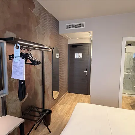 Astoria Sure Collection By Western Hotel Mediolan