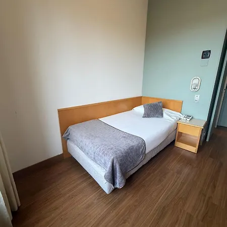 Mokinba Sant'ambroeus Hotel