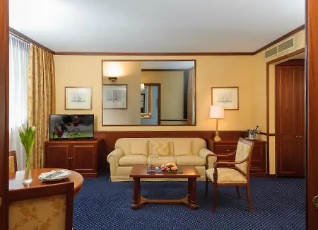 Hotel Leonardo Center Mediolan