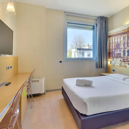 Отель La Spezia 4*