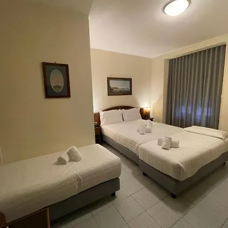 Pavone Hotel 3*