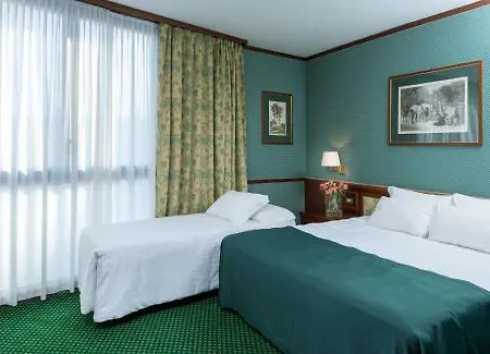 レオナルド シティ センター