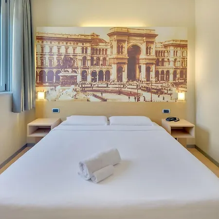 Отель La Spezia Милан