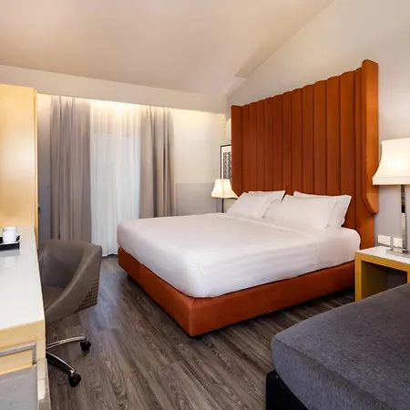 Hotel Garibaldi Station By Ihg 4*